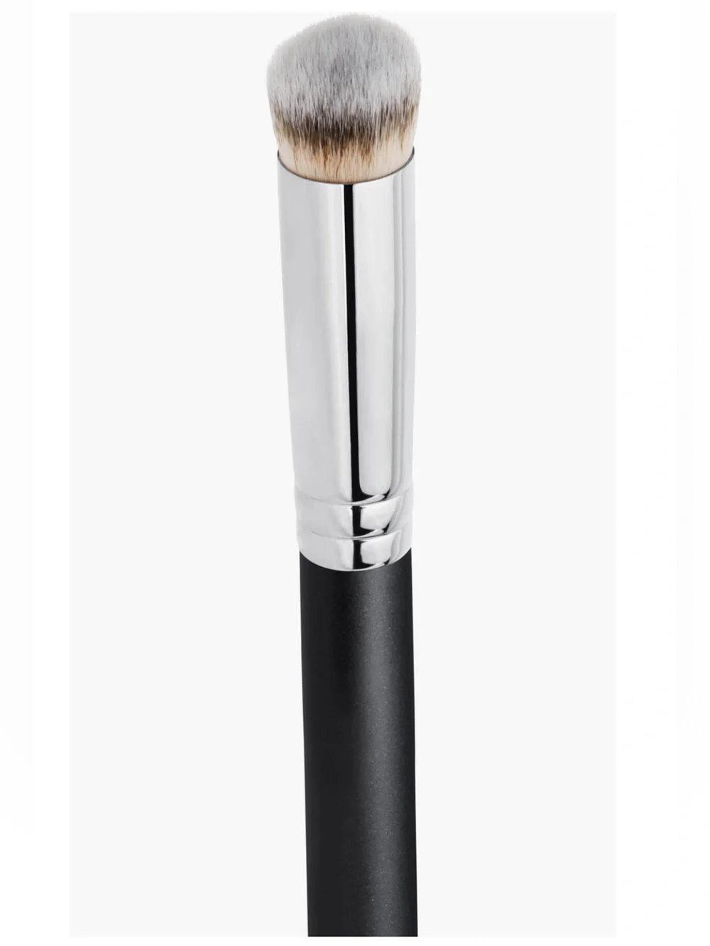 MAC Cosmetics 270S Mini Rounded Slant Brush Concealer Black & Silver